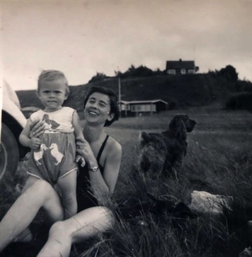 VED STRANDEN - LYSTRUP STRAND, Dorte Petry 1958.jpg